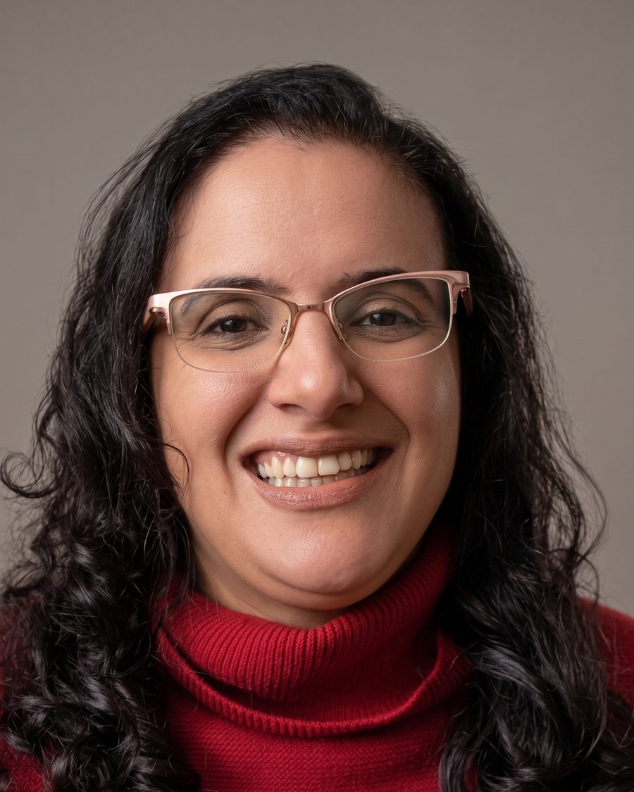 Retrato profesional de Oriana Zambrano sonriendo